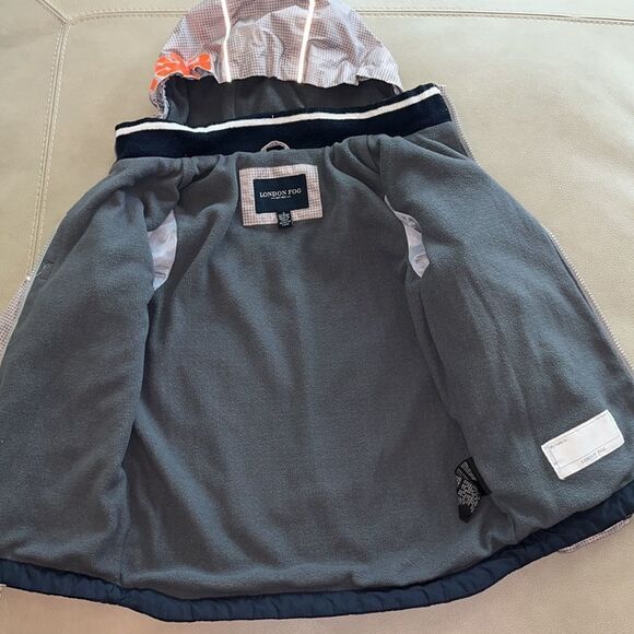 London Fog Boys Mid-Weight Jacket Size 7 - Picture 6 of 9